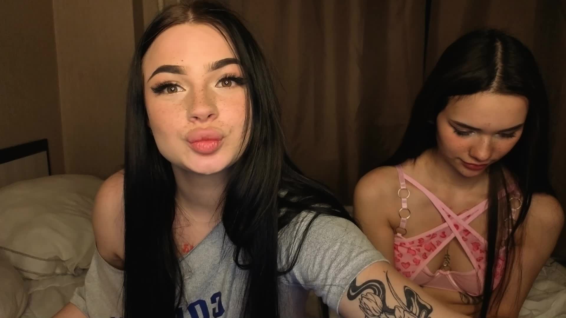 LisaAndDenis Live Sex 2025.11.30