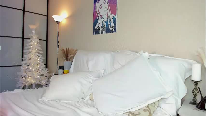 roxxana227 Live Sex December 13, 2025