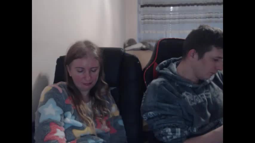 jenisandpeter Live Sex December 13, 2025