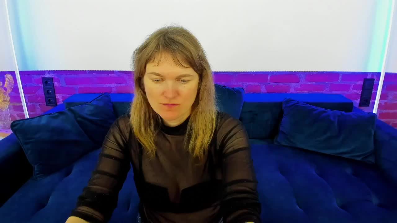 Annabel-xxx Live Sex December 13, 2025