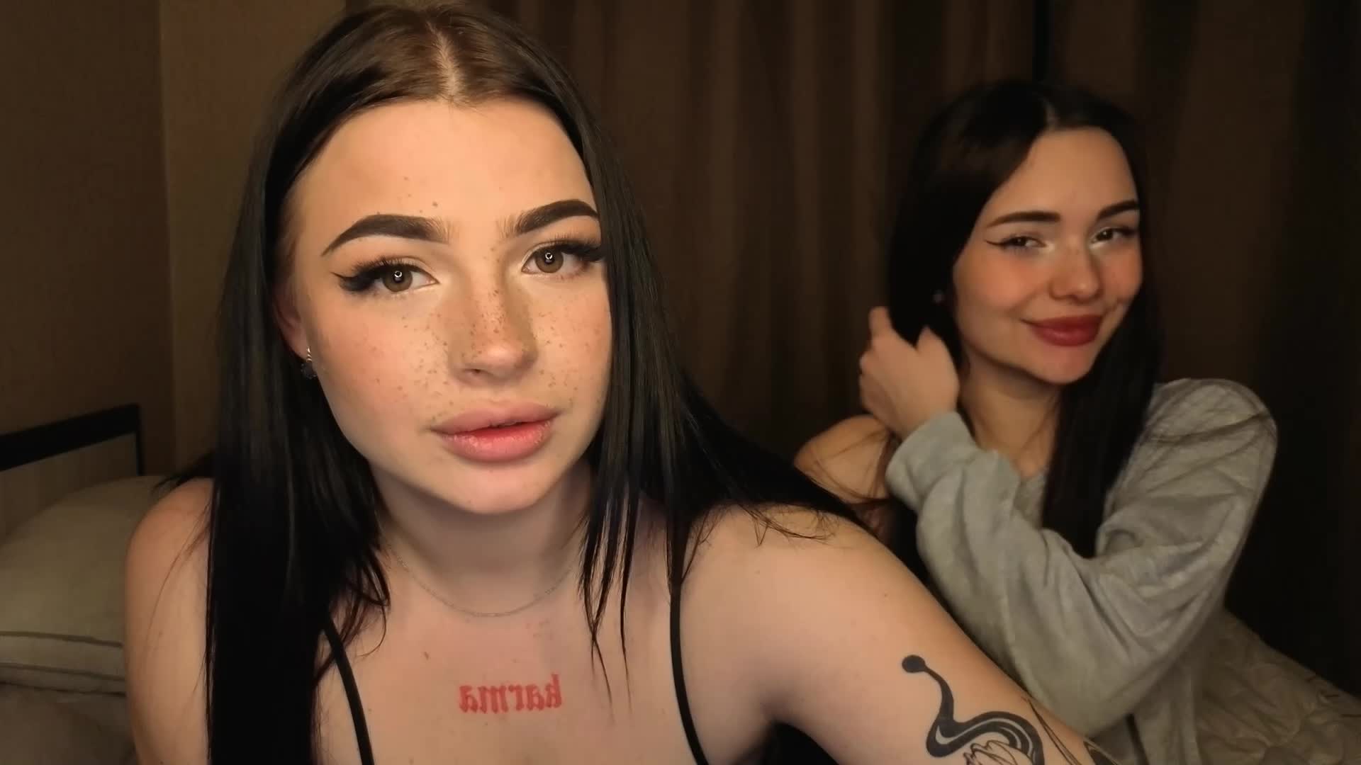 LisaAndDenis Live Sex November 30, 2025