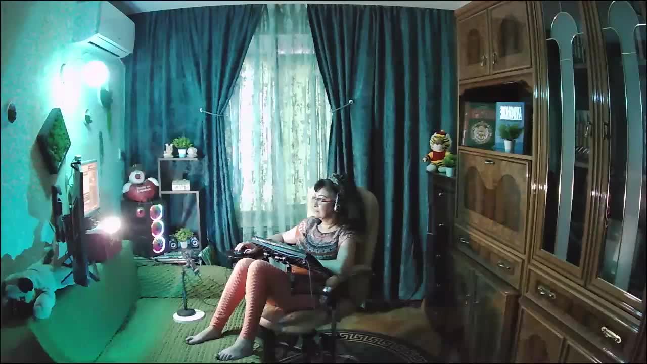 Infodar Live Sex December 13, 2025