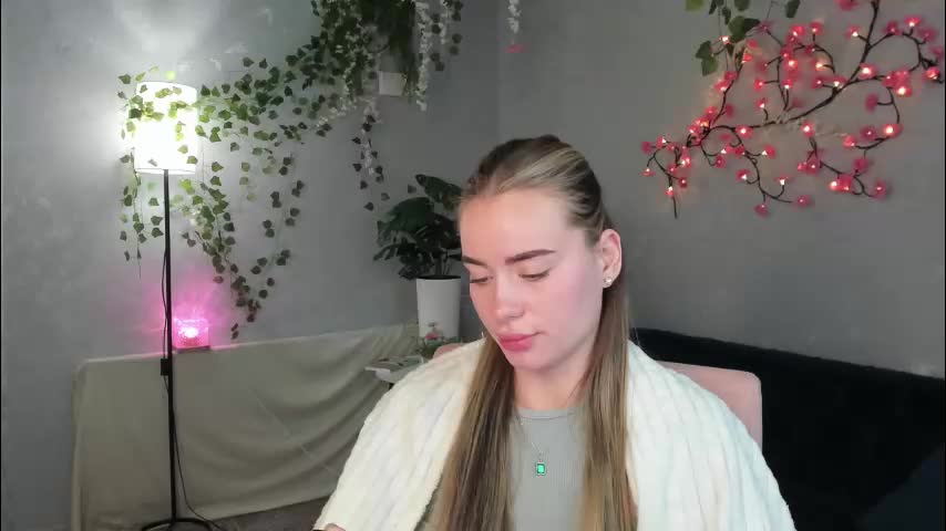 ameli_povilainn Live Sex December 14, 2025
