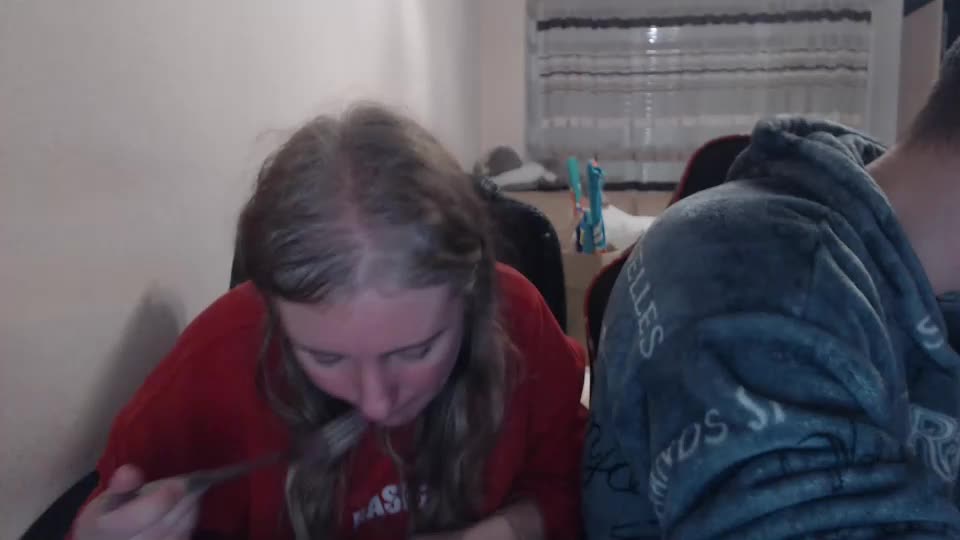 jenisandpeter Live Sex December 13, 2025