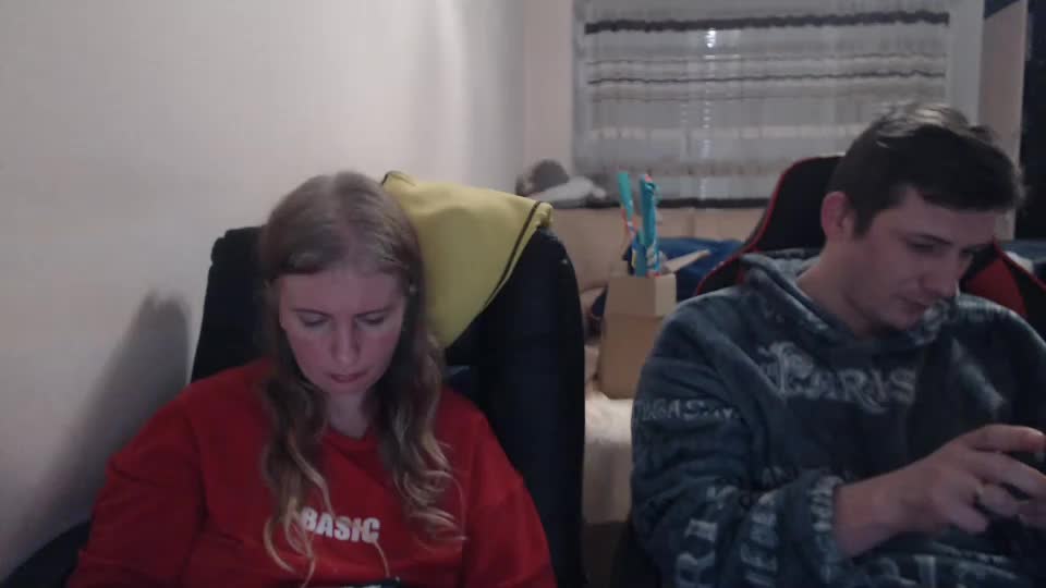 jenisandpeter Live Sex December 13, 2025