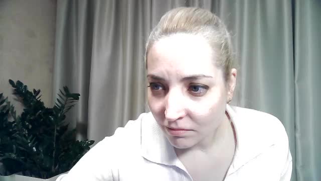 mariska-kiska Live Sex December 1, 2025