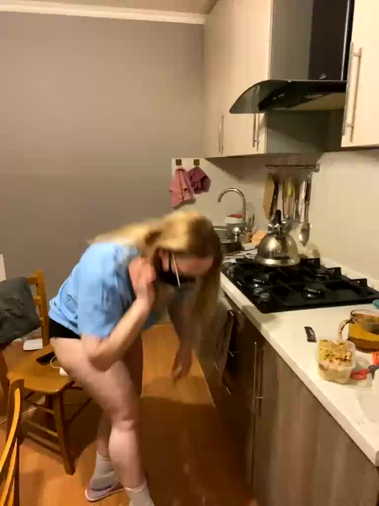 Donut-red Live Sex December 13, 2025