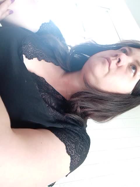 AnnaVictoriaa Live Sex December 13, 2025