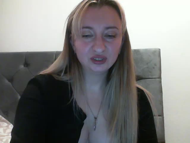 RuslanaFlower Live Sex December 12, 2025