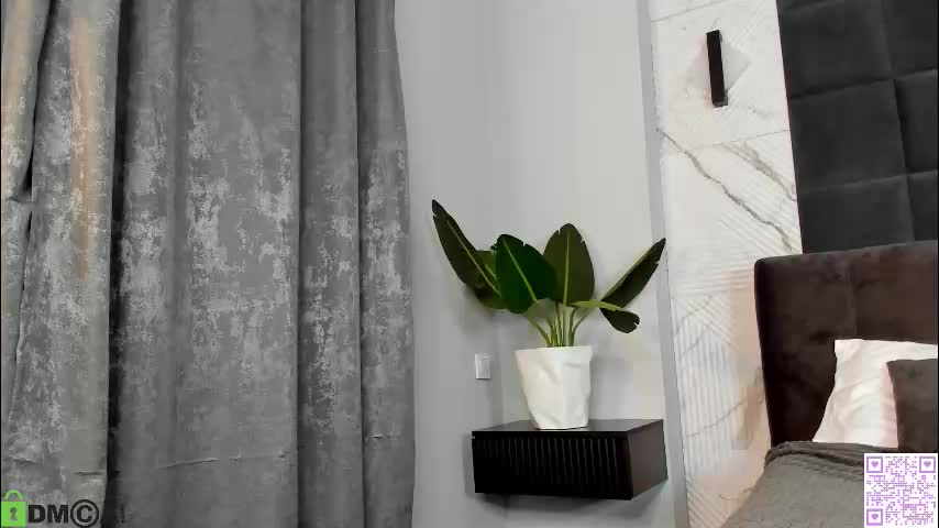 ester_rabin Live Sex December 14, 2025