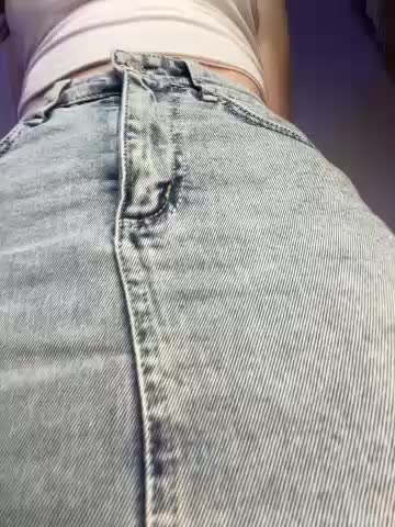 Belochka_a Live Sex December 12, 2025