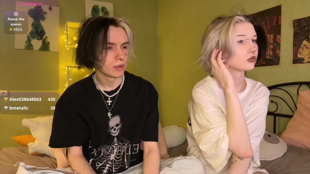 VeryRareTwins Live Sex December 1, 2025