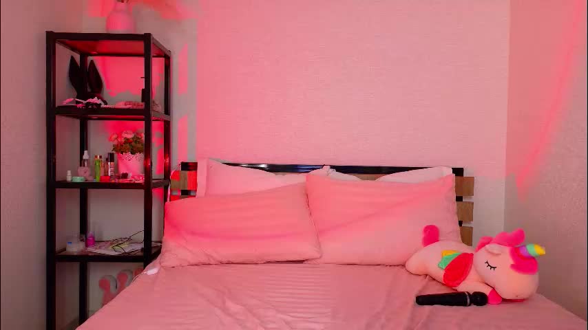 lovely_poppy Live Sex December 14, 2025