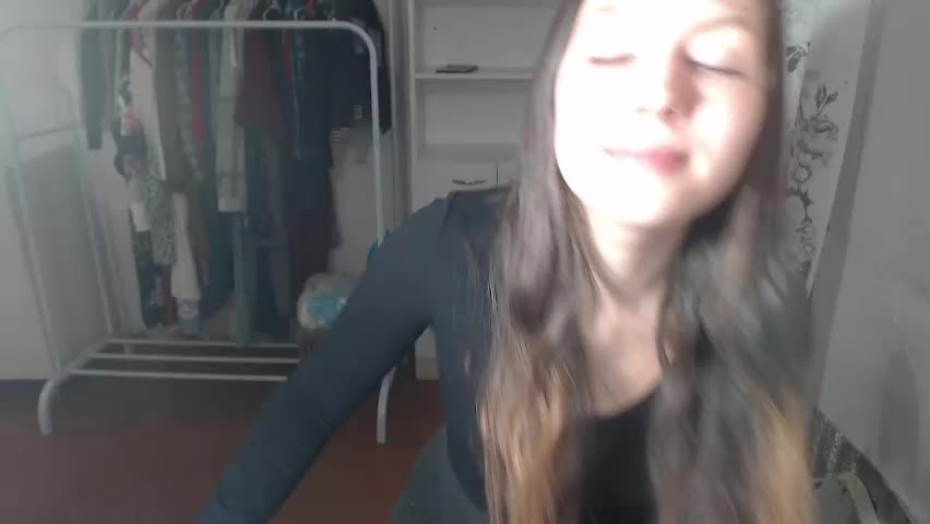 Mariax1 Live Sex December 13, 2025
