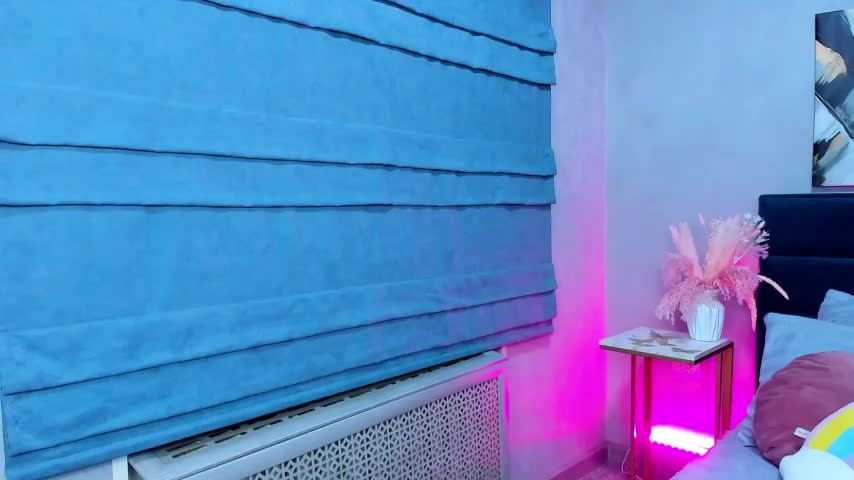 Curvy_Dynamite_ Live Sex December 1, 2025