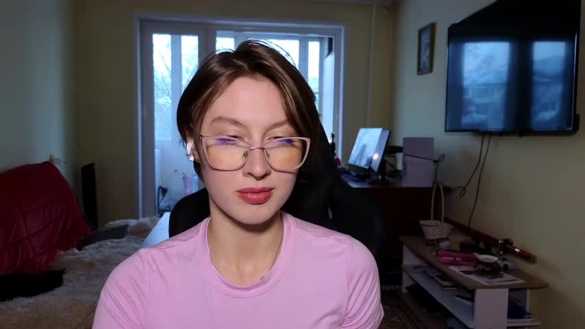 MalvinaBlum Live Sex December 1, 2025