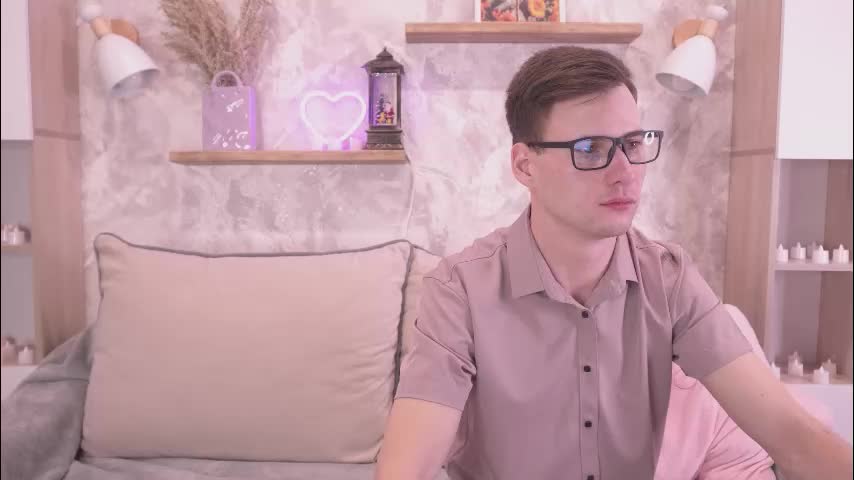 fluffy_hat Live Sex December 13, 2025