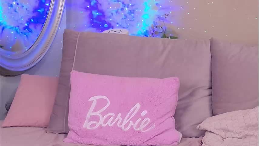 caitlinmoon Live Sex December 15, 2025