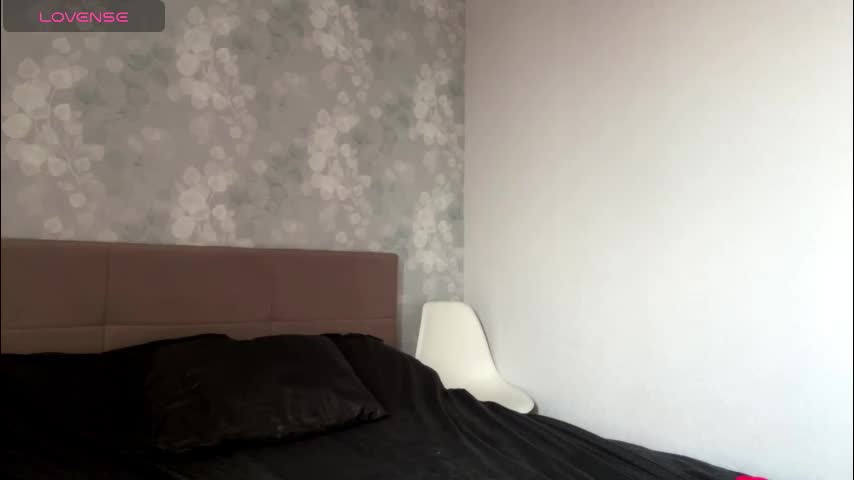 mia_shade Live Sex December 14, 2025