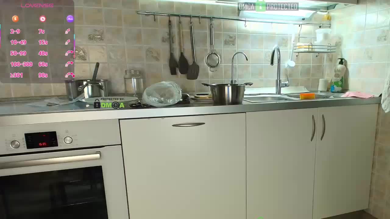 RedAura Live Sex December 1, 2025