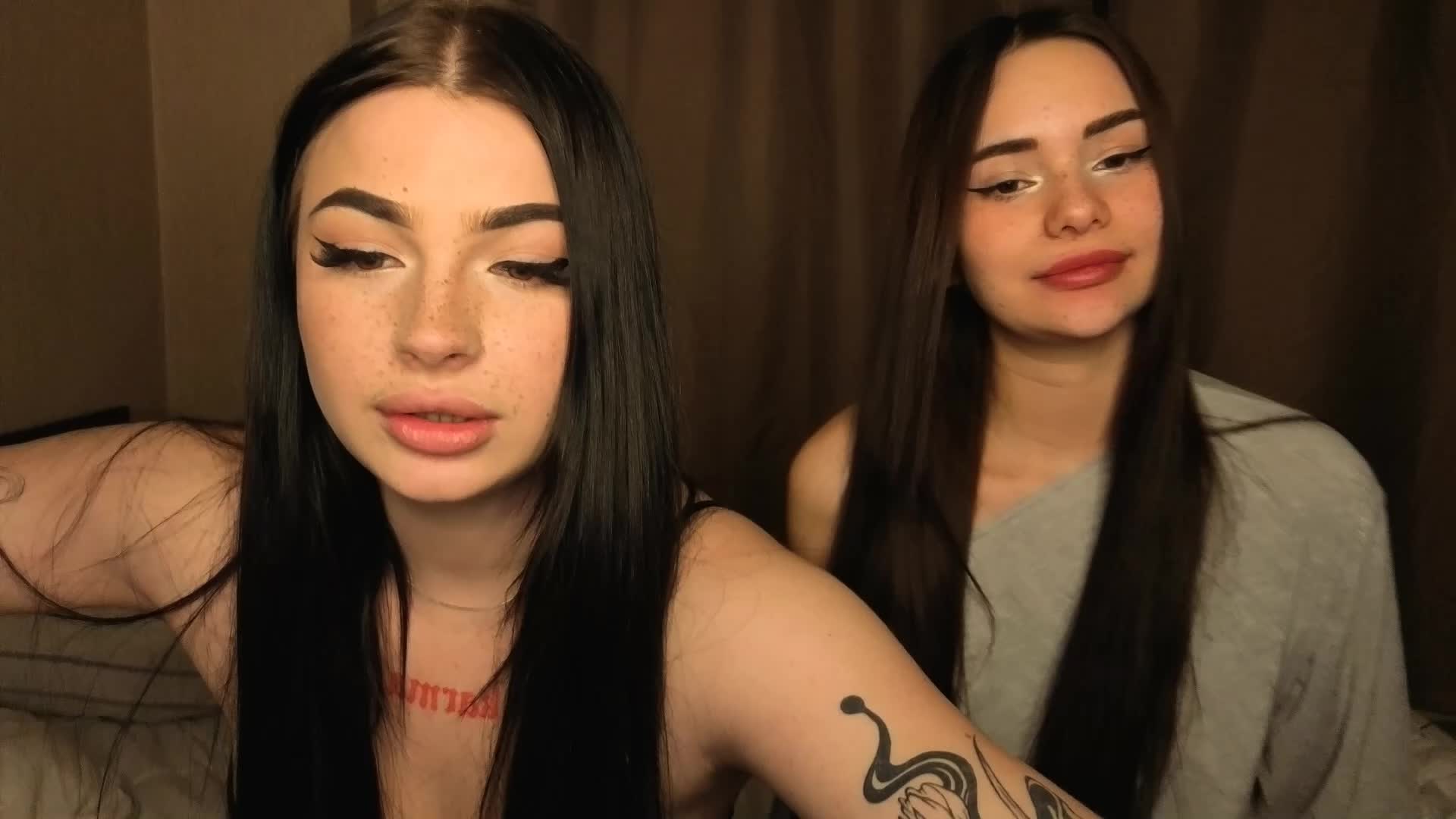 LisaAndDenis Live Sex November 30, 2025