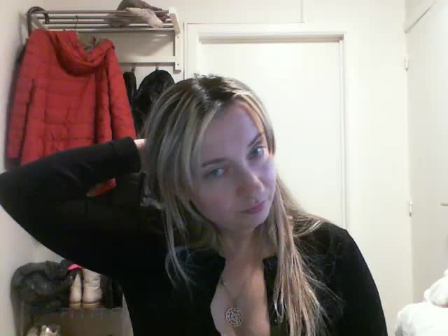 RuslanaFlower Live Sex December 12, 2025