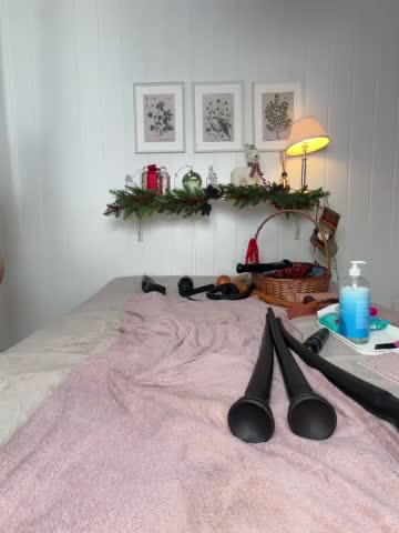 mc-Olivia Live Sex 2025.12.02