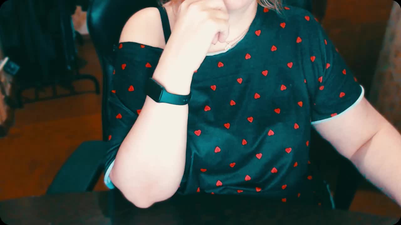 Alisa1917 Live Sex December 14, 2025