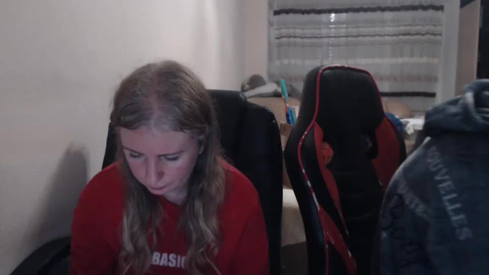 jenisandpeter Live Sex December 13, 2025