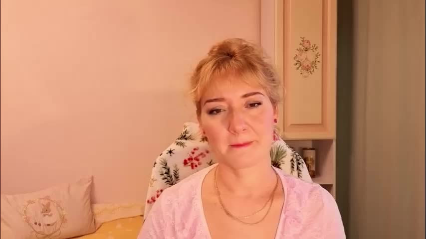 elviraforyou Live Sex December 13, 2025