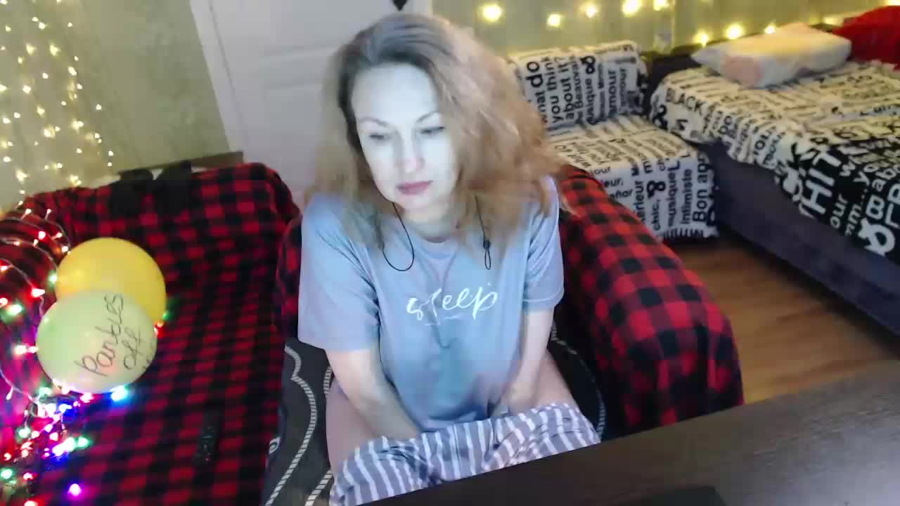 MeganIris Live Sex December 13, 2025