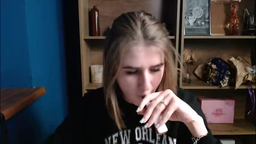 moon_sirennn Live Sex December 13, 2025