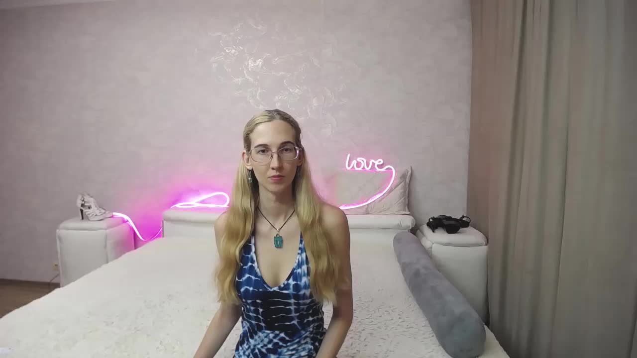 LizzieBrait Live Sex December 1, 2025
