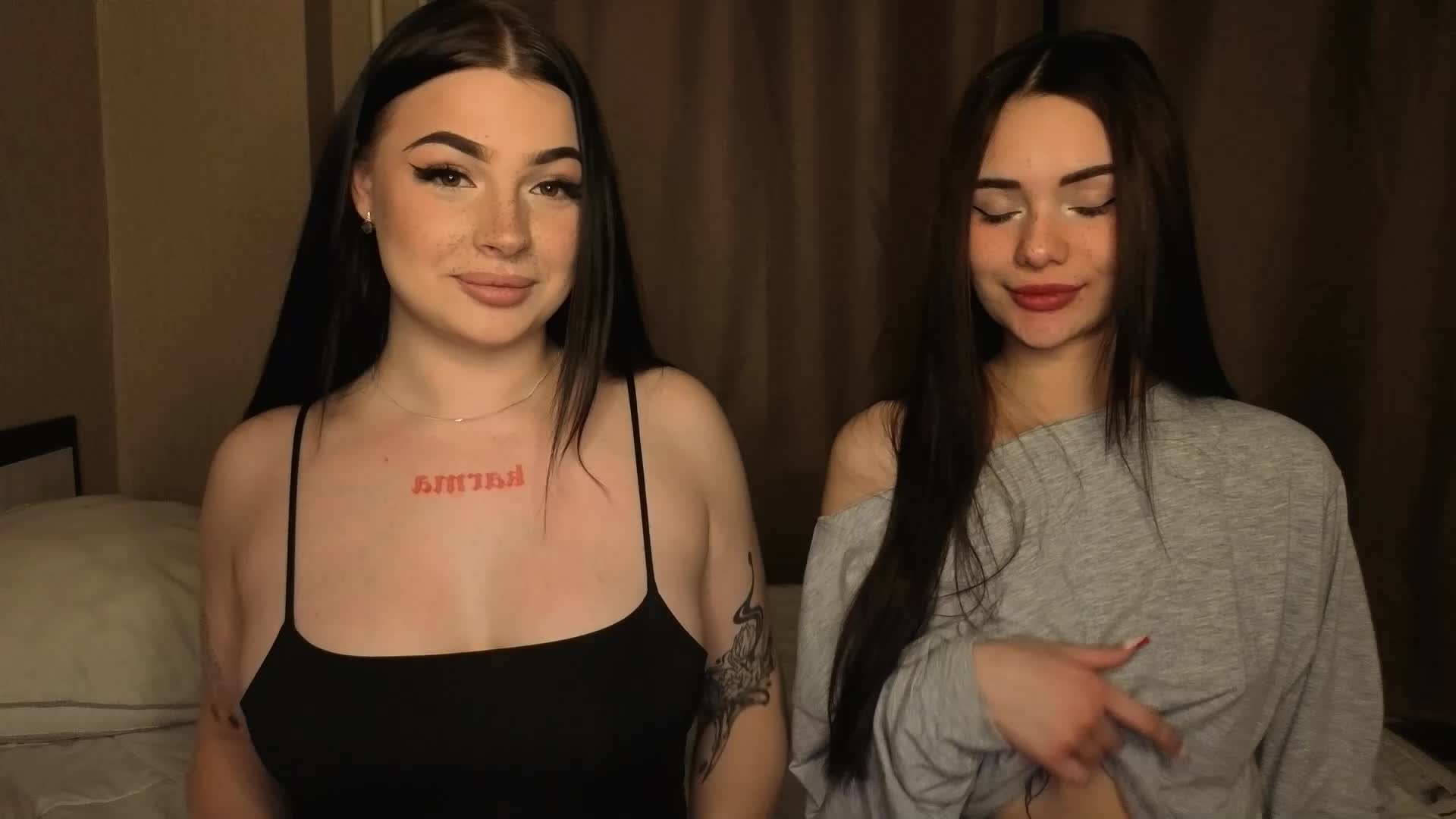 LisaAndDenis Live Sex November 30, 2025