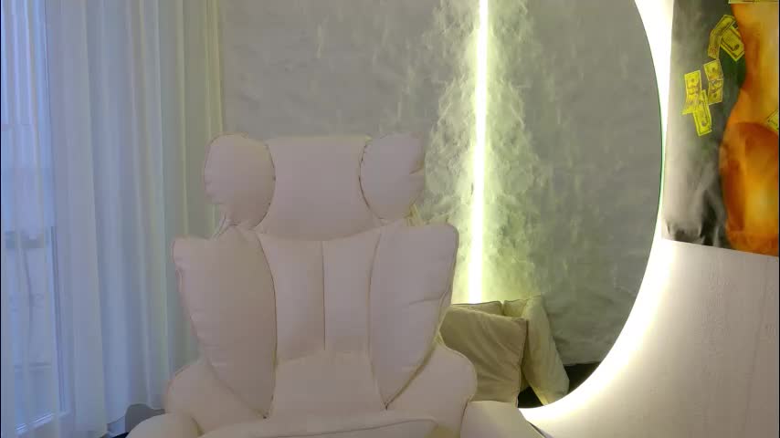 monique_a Live Sex December 13, 2025