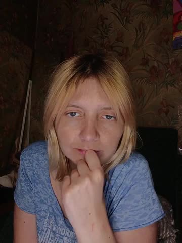 FlameHost Live Sex December 2, 2025