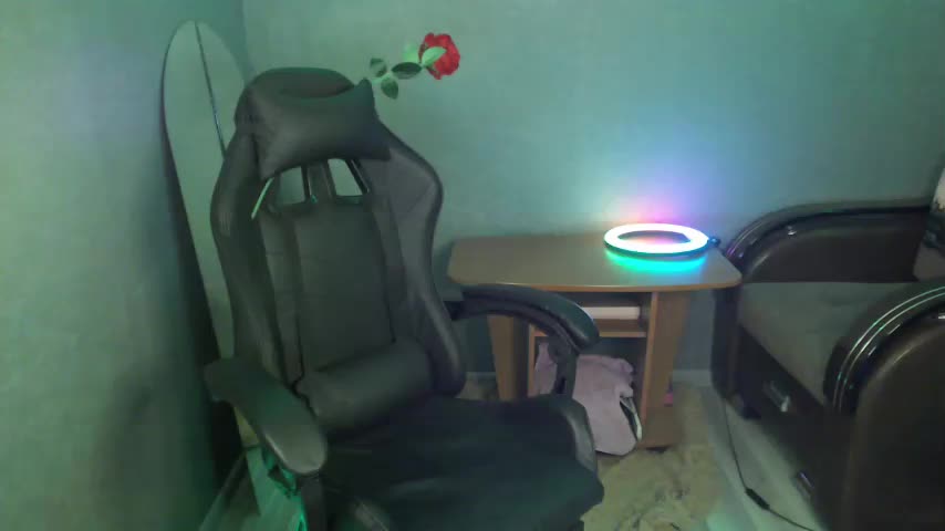 LindaElosiMilf Live Sex December 2, 2025