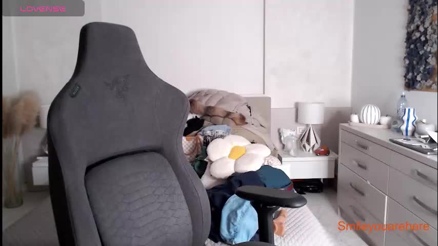 smileyouarehere Live Sex December 2, 2025