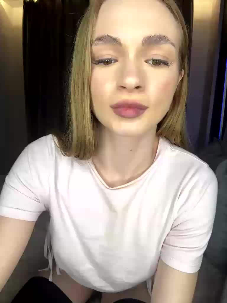 Pussyya Live Sex December 13, 2025