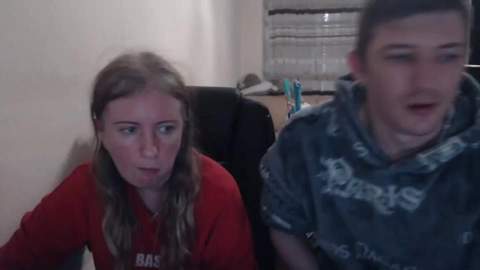jenisandpeter Live Sex December 13, 2025