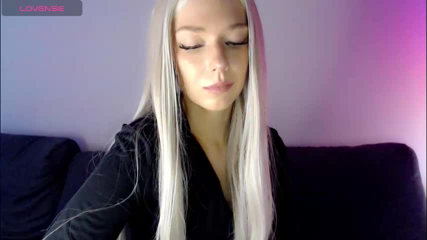 pervyblonde Live Sex December 13, 2025