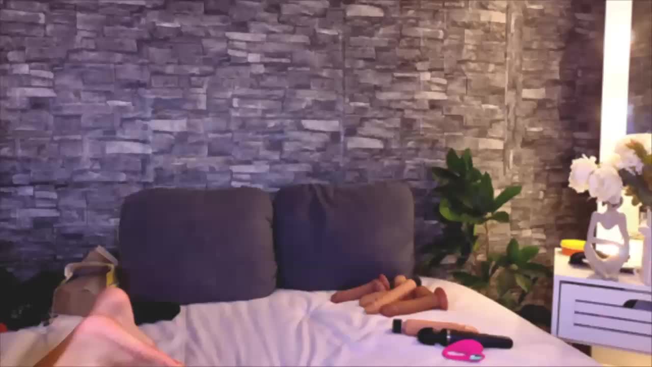 ladyAgata_2025-12-03_17-28-16_150 Live Sex December 3, 2025