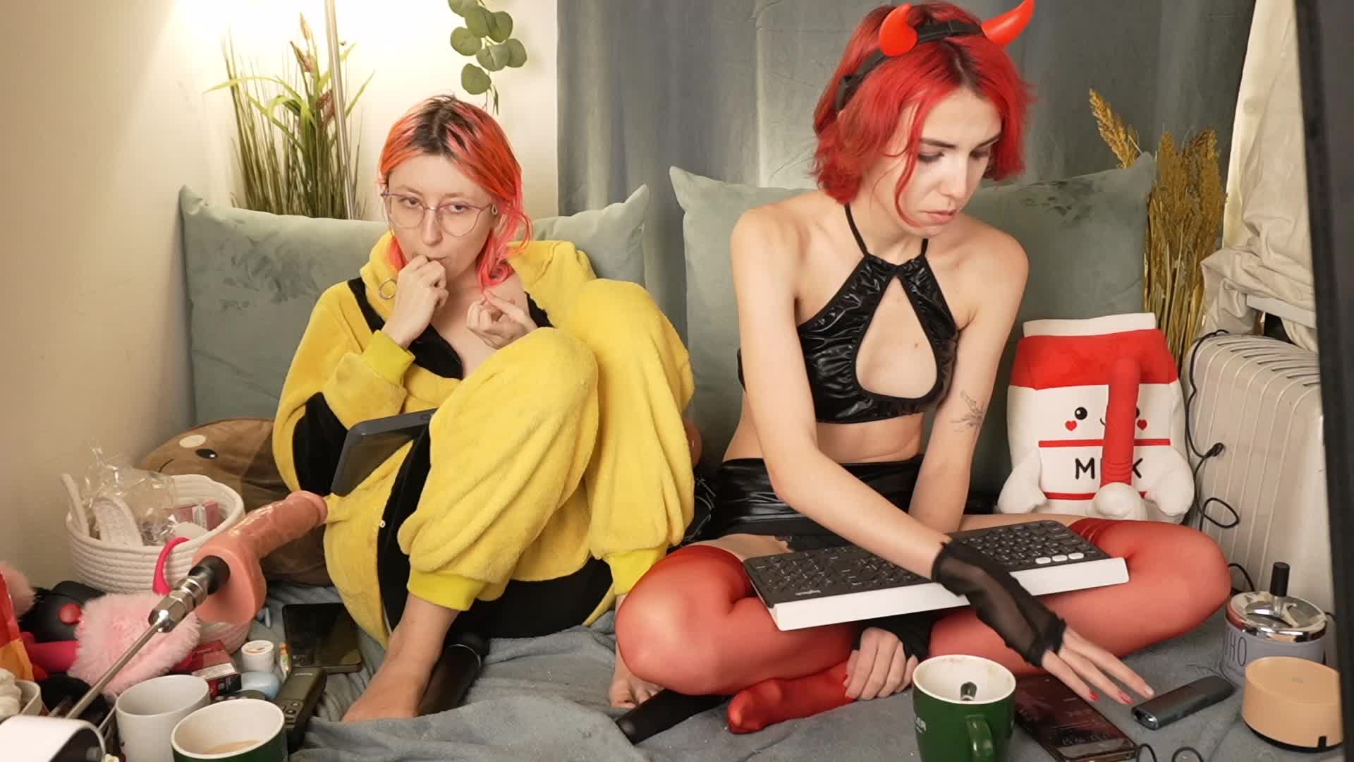 Bloom-and-Shen Live Sex December 14, 2025