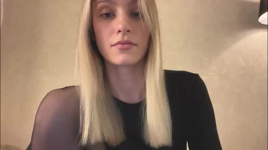 fflloowweerr Live Sex December 2, 2025