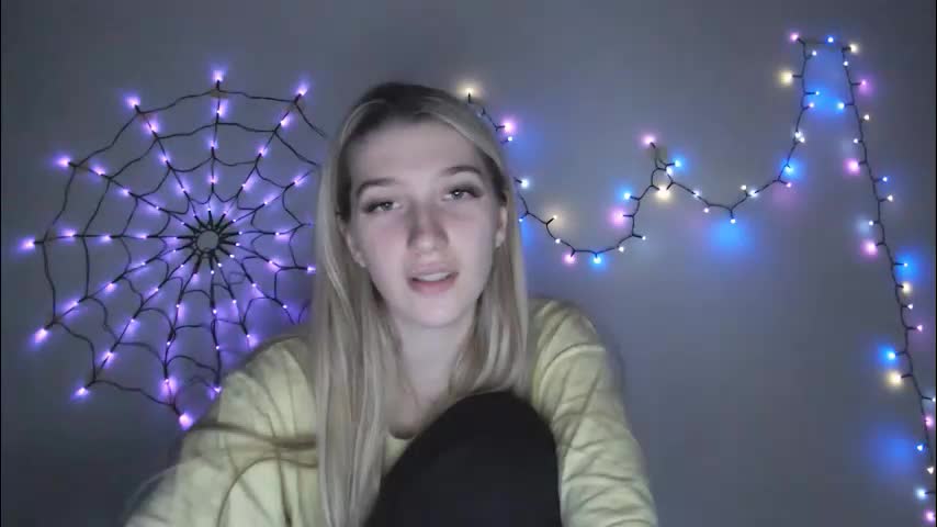 honeyveil Live Sex December 12, 2025