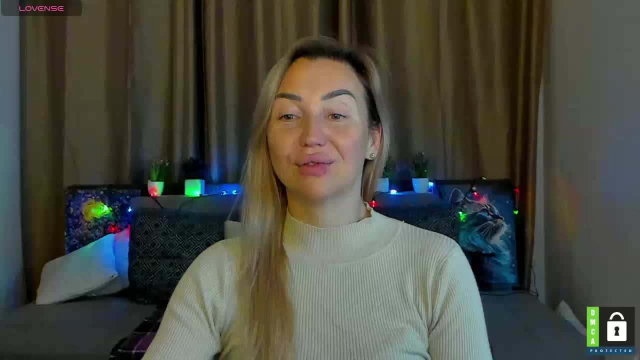 Jullyblondkiss Live Sex December 2, 2025