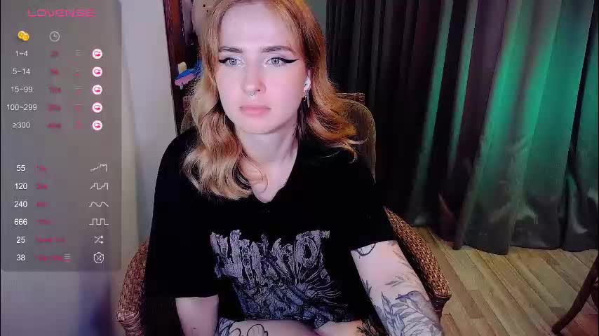 shyfoxxxy Live Sex December 3, 2025
