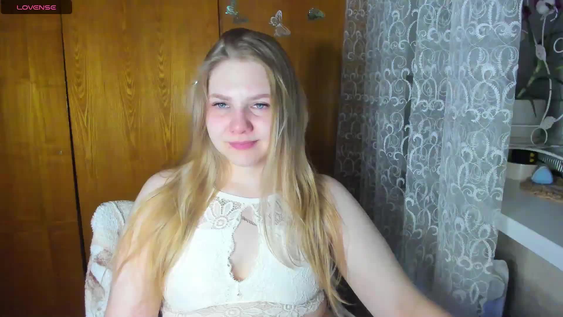 Emma-Frizea Live Sex December 3, 2025