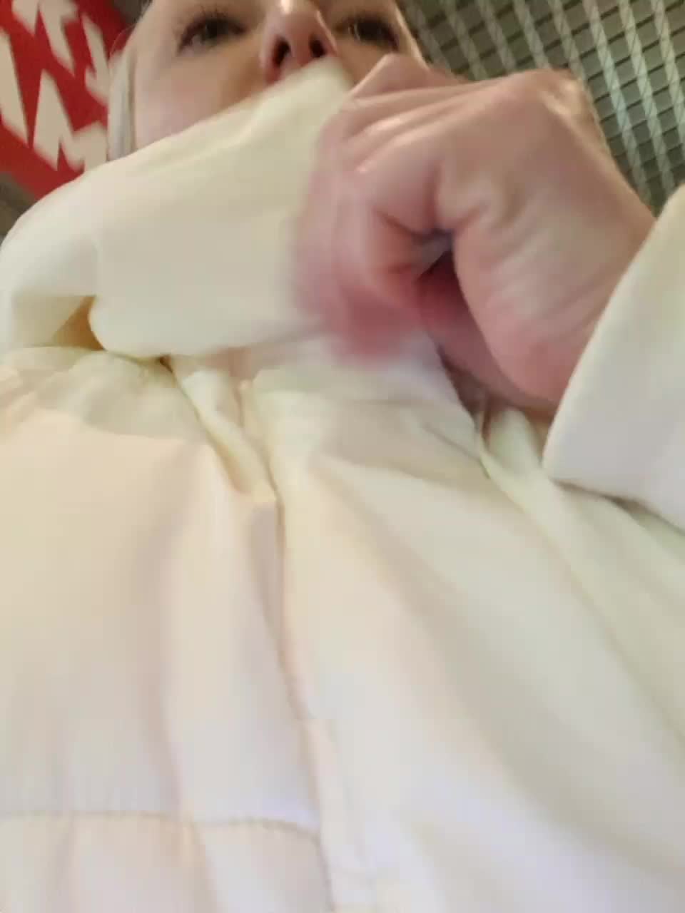 Anesteishen Live Sex December 14, 2025