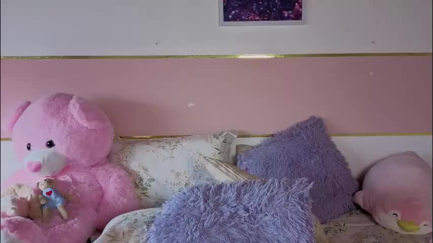 charlote__miller Live Sex December 4, 2025